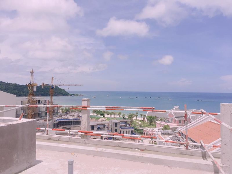 Tầm nhìn khoáng đạt ra đại dương xanh