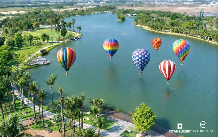 Không gian Eco Retreat “phủ màu” khinh khí cầu, tạo nên điểm nhấn nổi bật cho cuối tuần trải nghiệm.