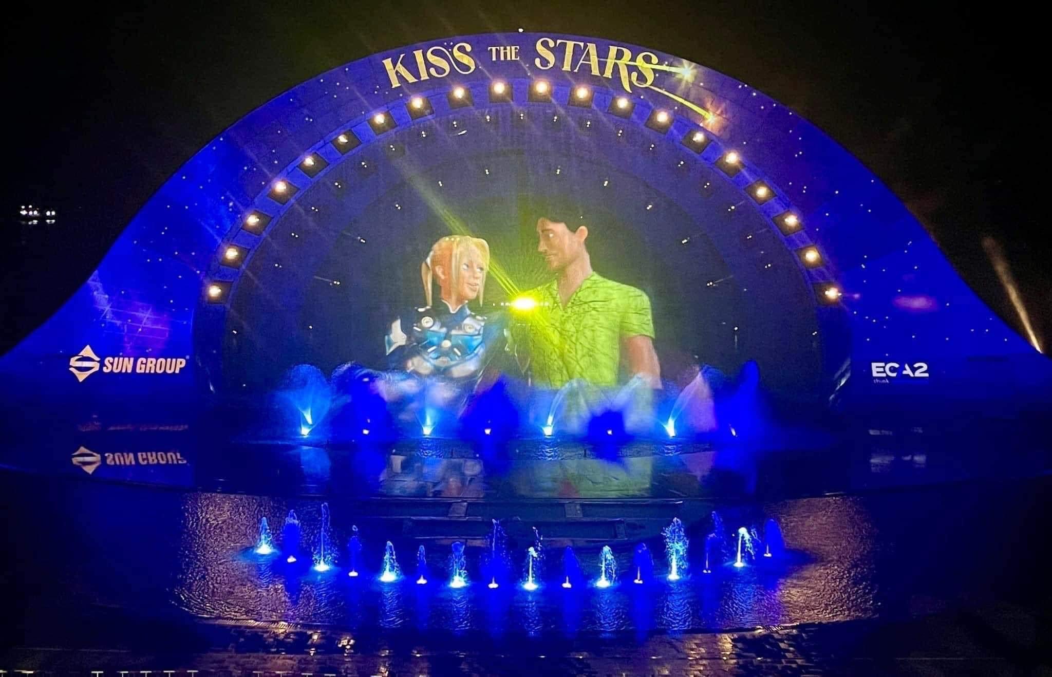 Kiss the Stars Show diễn nghệ thuật đa phương tiện hàng đầu thế giới.