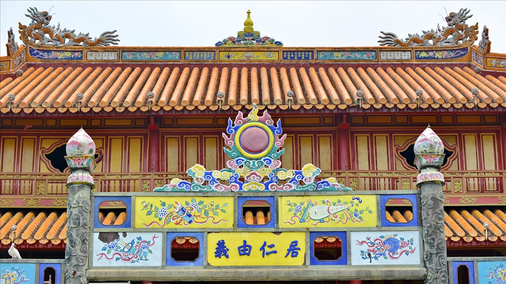 Những dấu tích về nghệ thuật pháp lam tại Hoàng Thành Huế