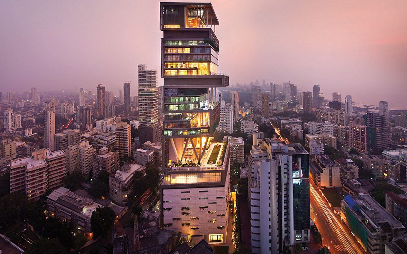 Tòa nhà Antilia ở Mumbai, Ấn Độ (Giá trị ròng 23,9 tỷ USD)