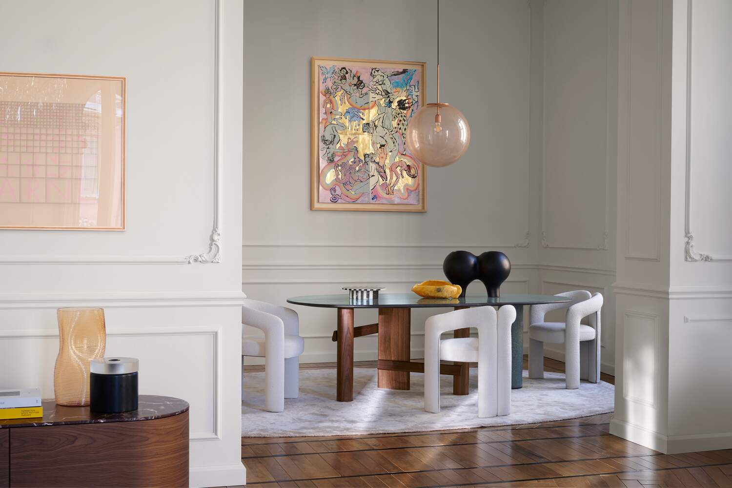 Mang tinh thần từ nghi lễ Shikinen Sengu vào thiết kế, Sengu Table được tạo ra như một “trung tâm kết nối” giữa người với người